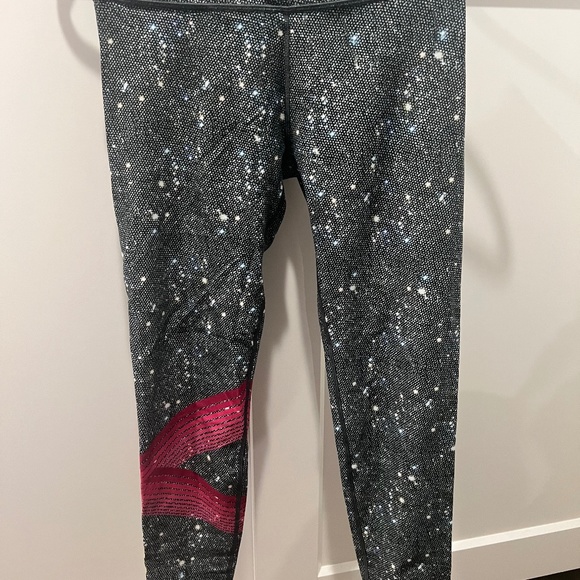 WITH X Peloton Reversible Girls Night Out Legging Size - MEDIUM - Picture 1 of 3
